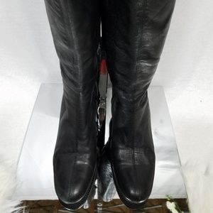Russell \u0026 Bromley of London Shoes | Russel \u0026 Bromley Knee High Boots Size Uk37 | Color: Black | Size: 7 | European_Closet's Closet